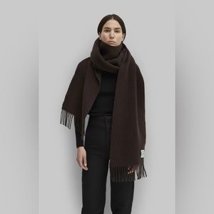 Toteme Bova Wool Scarf in Brown